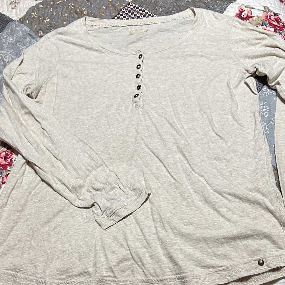 Elegant Beige Button-Front Blouse